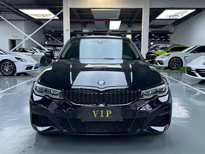 Фото 2 - BMW 3 Series