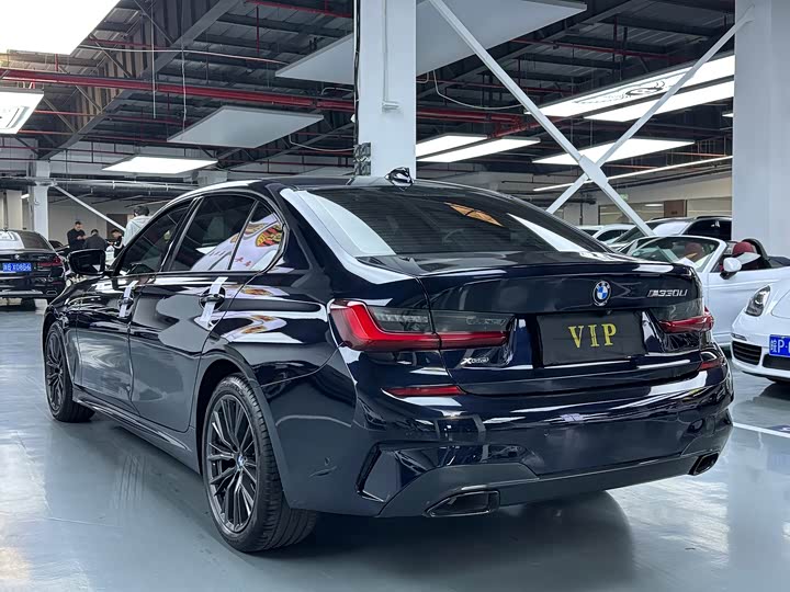 Фото 20 - BMW 3 Series