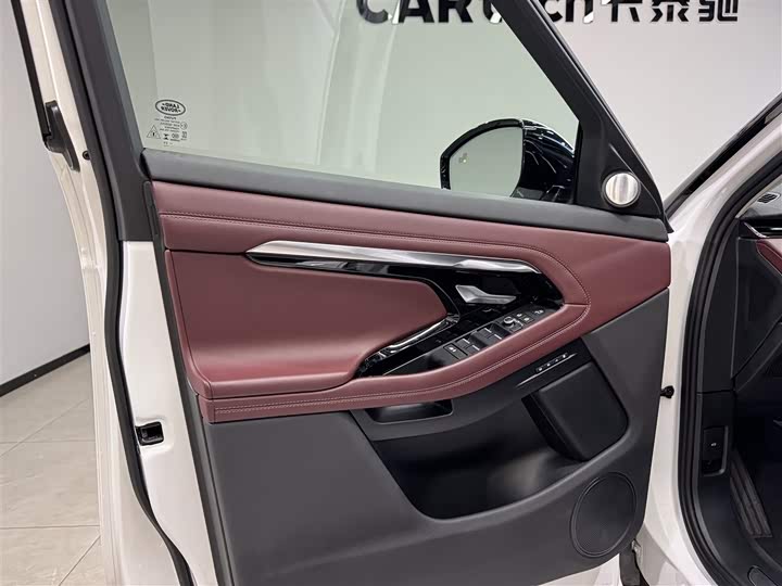 Фото 12 - Land Rover Range Rover Evoque L