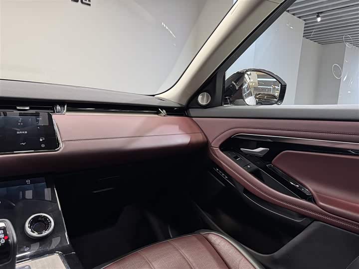 Фото 23 - Land Rover Range Rover Evoque L