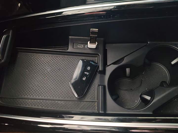 Фото 9 - Volkswagen ID.4 X