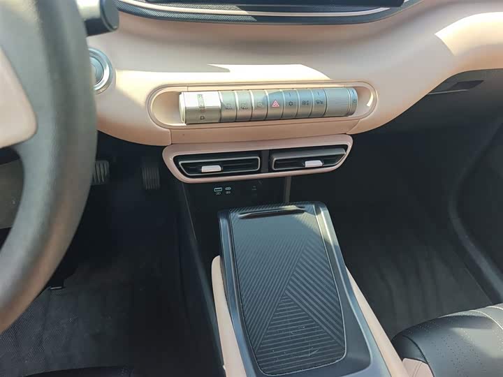 Фото 14 - BYD Seagull