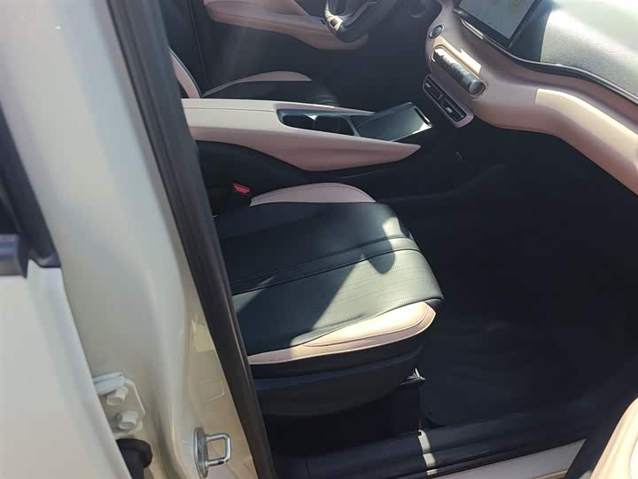 Фото 25 - BYD Seagull