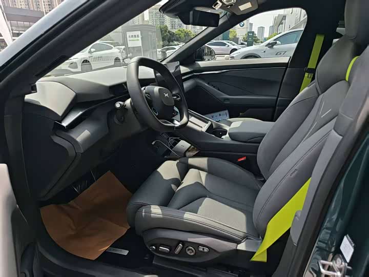 Фото 5 - XPeng P7