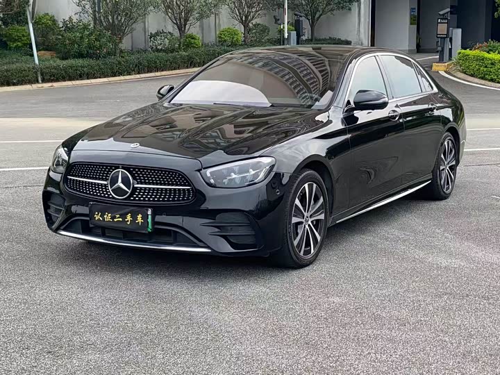 Фото 1 - Mercedes-Benz E-Class Hybrid