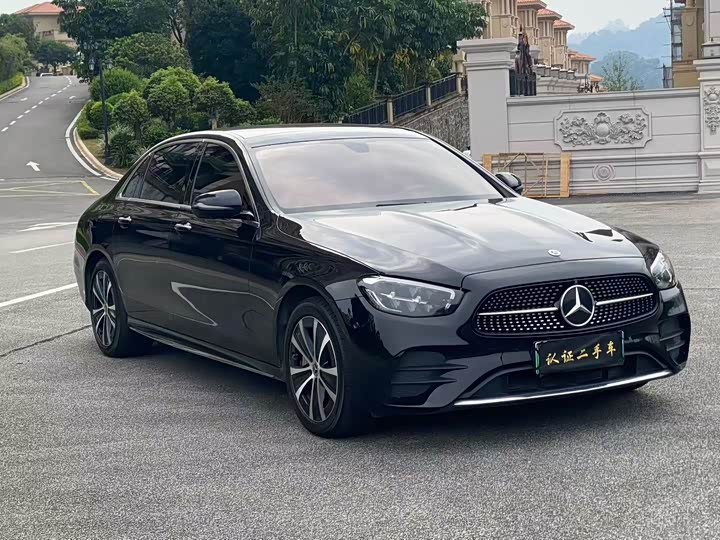 Фото 3 - Mercedes-Benz E-Class Hybrid