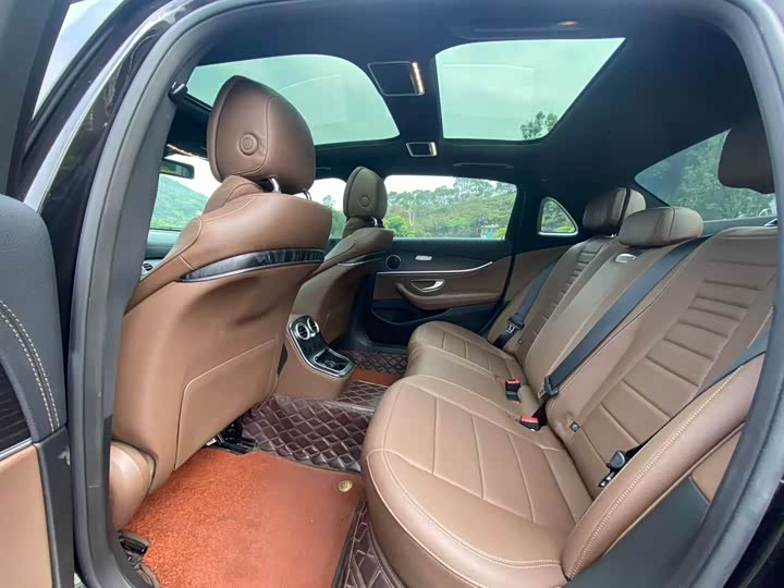 Фото 4 - Mercedes-Benz E-Class Hybrid