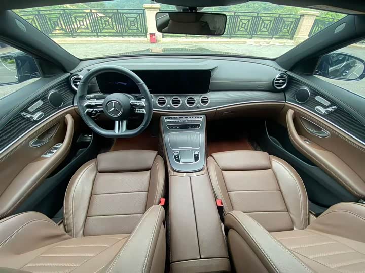 Фото 5 - Mercedes-Benz E-Class Hybrid