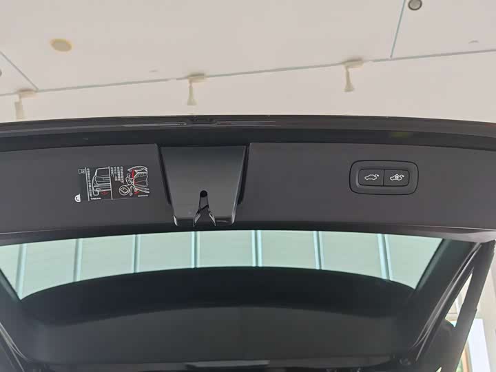 Фото 21 - Volvo XC90 Hybrid