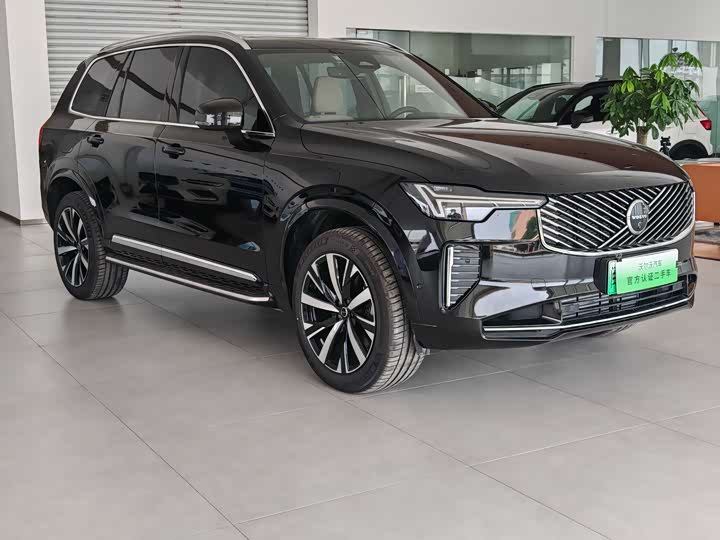 Фото 3 - Volvo XC90 Hybrid