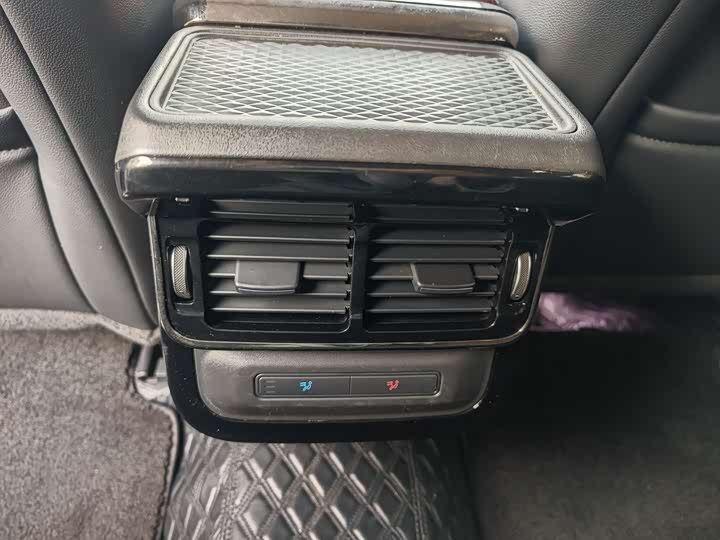 Фото 11 - Land Rover Range Rover Evoque L