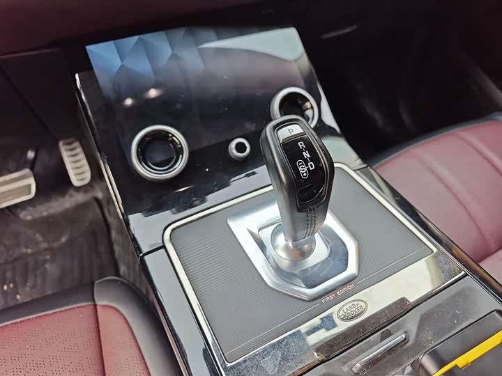 Фото 12 - Land Rover Range Rover Evoque L