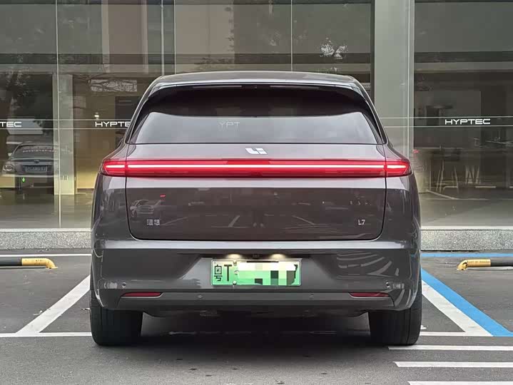 Фото 2 - LiXiang L7