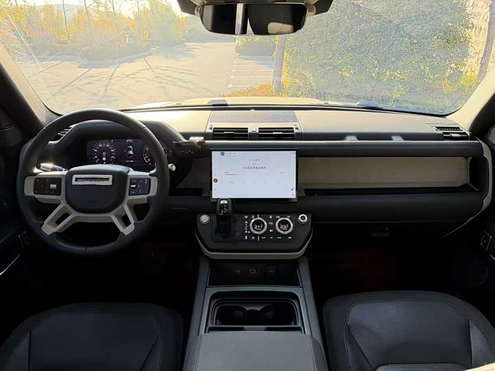 Фото 5 - Land Rover Defender