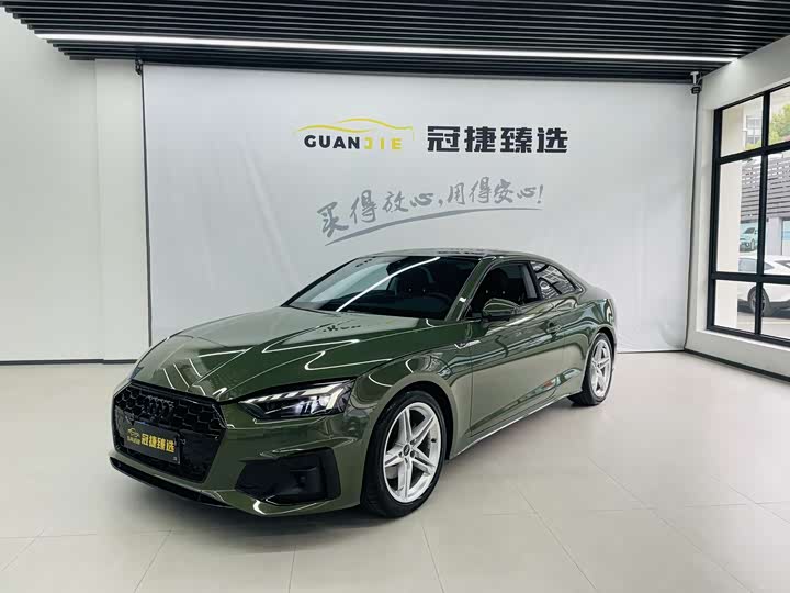 Фото 1 - Audi A5