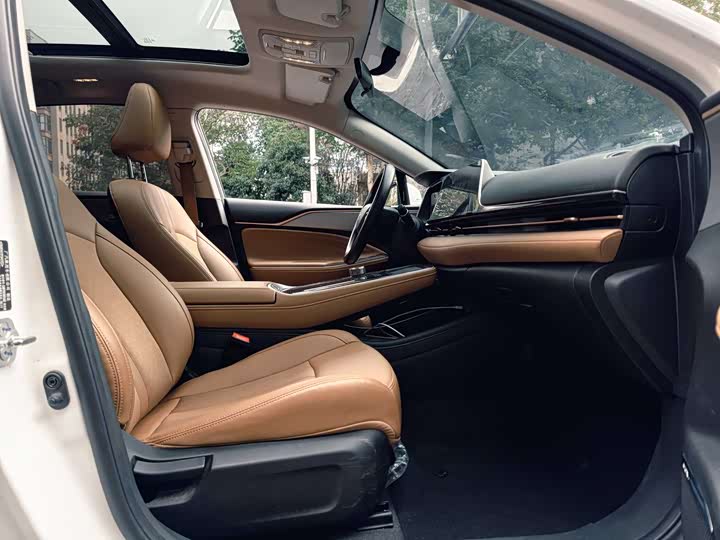 Фото 11 - GAC Aion S