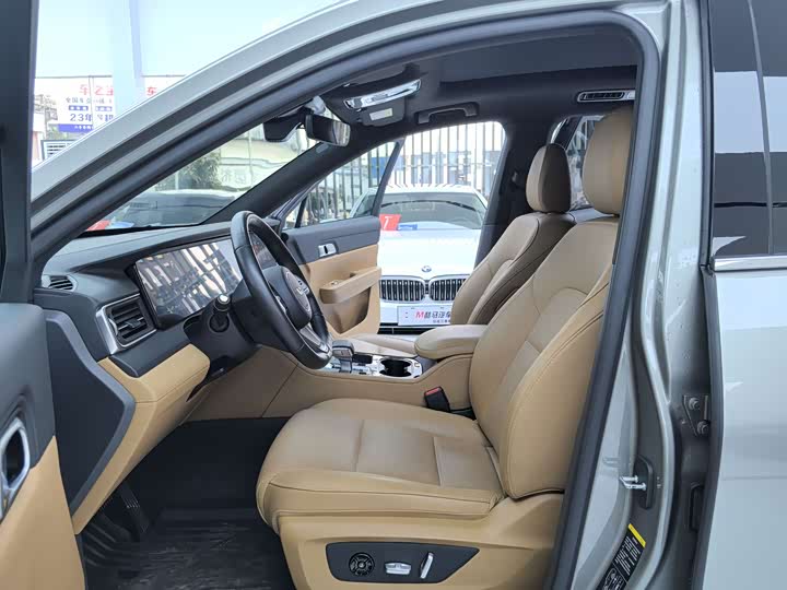 Фото 4 - LiXiang One