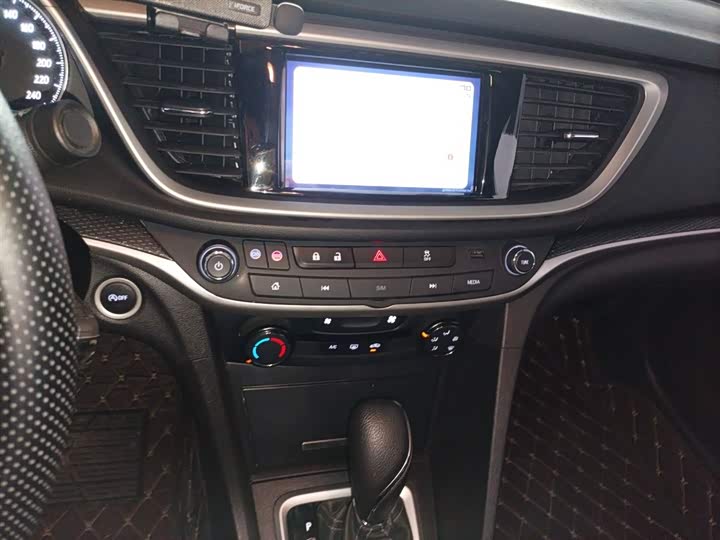 Фото 13 - Buick Excelle GT