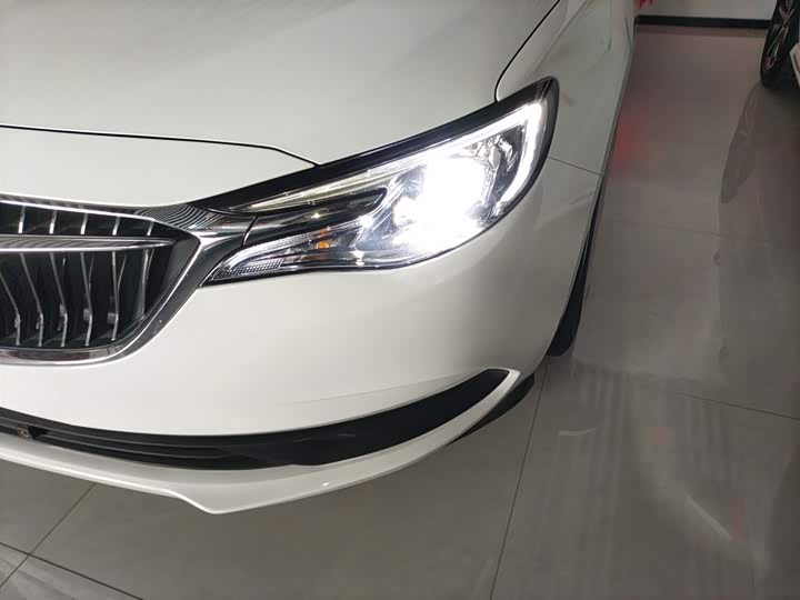 Фото 24 - Buick Excelle GT