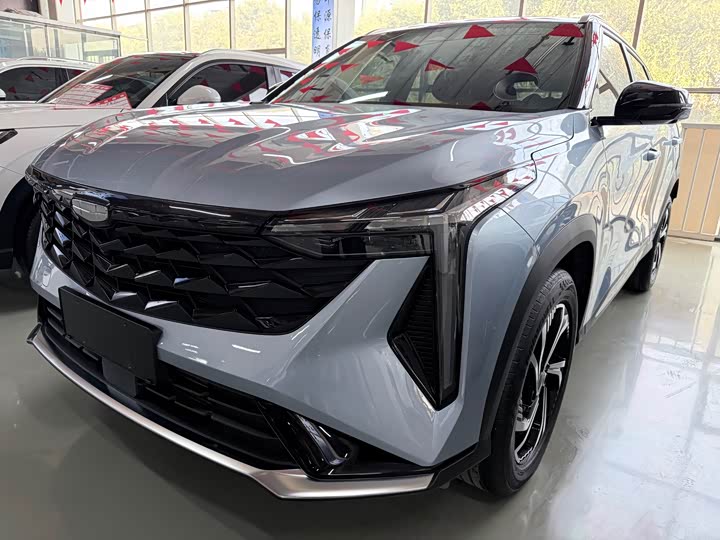 Фото 1 - Geely Atlas