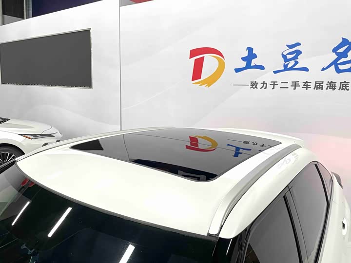 Фото 12 - Honda UR-V