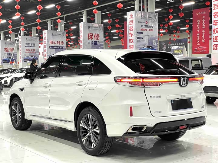 Фото 15 - Honda UR-V