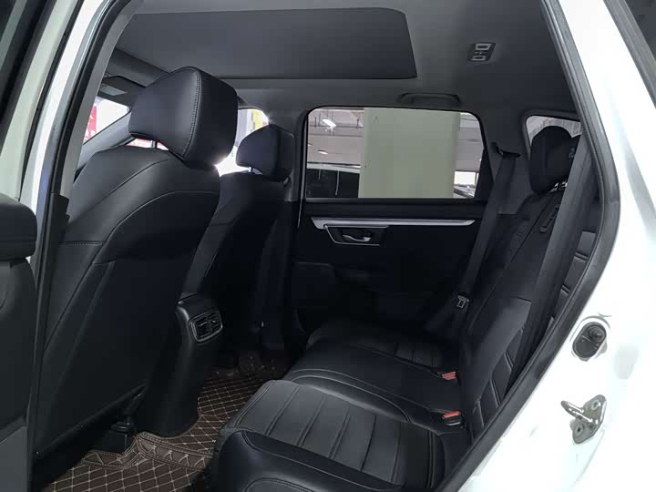 Фото 9 - Honda CR-V