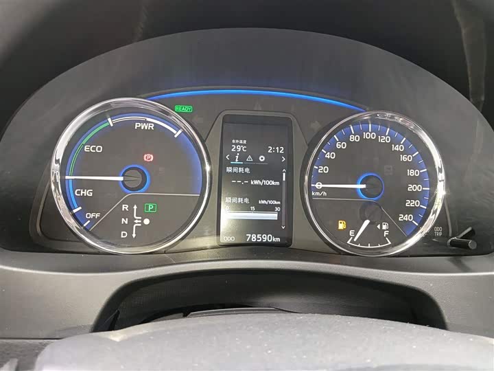 Фото 12 - Toyota Corolla Hybrid