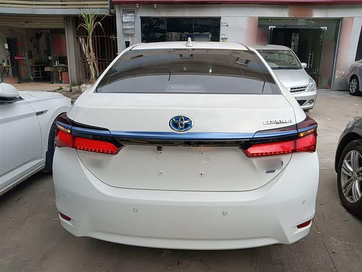 Фото 6 - Toyota Corolla Hybrid