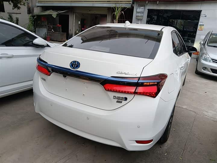 Фото 7 - Toyota Corolla Hybrid