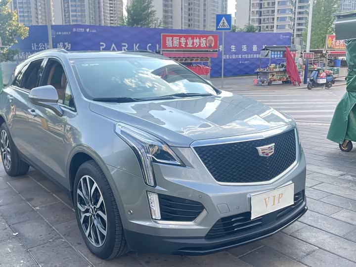 Фото 20 - Cadillac XT5