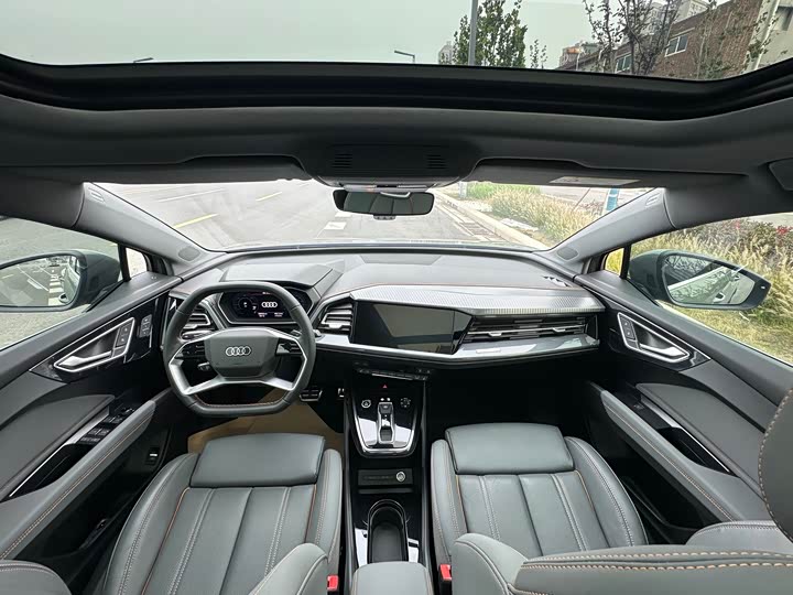 Фото 21 - Audi Q4 e-tron