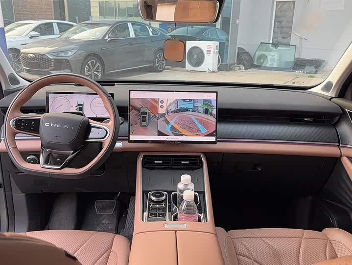 Фото 10 - Chery Tiggo 8L