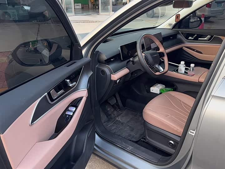 Фото 9 - Chery Tiggo 8L