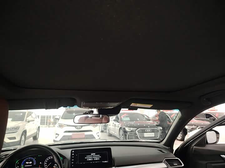 Фото 18 - Honda Inspire