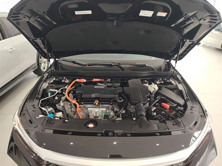 Фото 20 - Honda Inspire