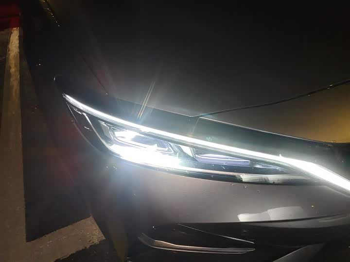 Фото 29 - BYD Song L