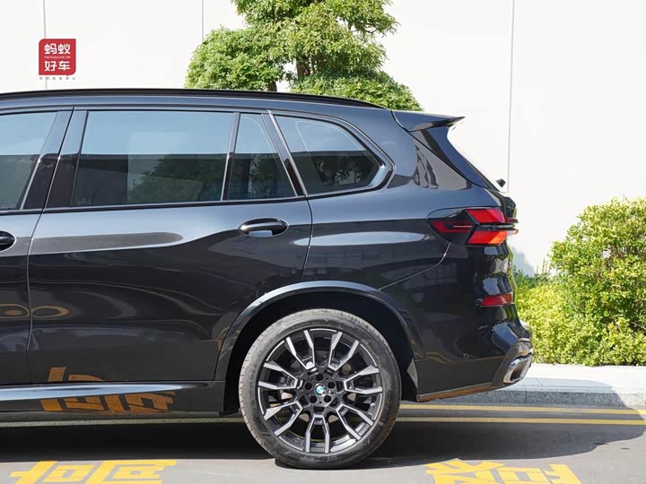 Фото 13 - BMW X5