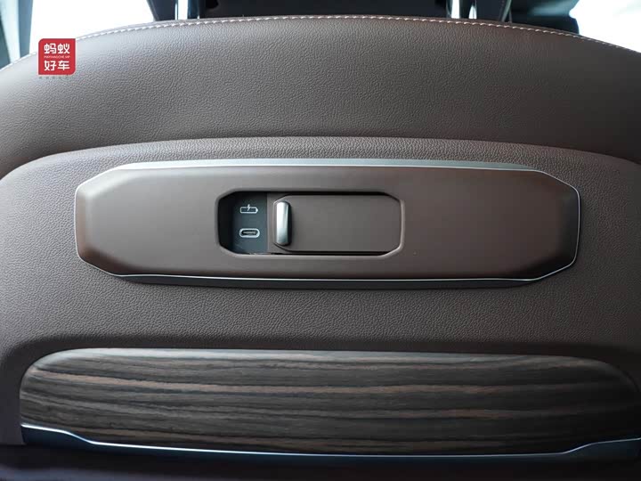 Фото 39 - BMW X5