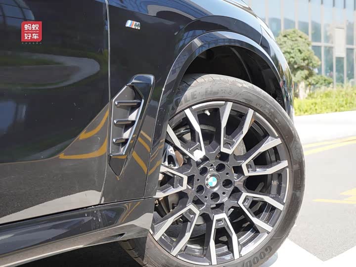 Фото 40 - BMW X5