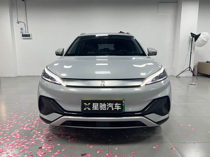 Фото 2 - BYD Yuan Plus