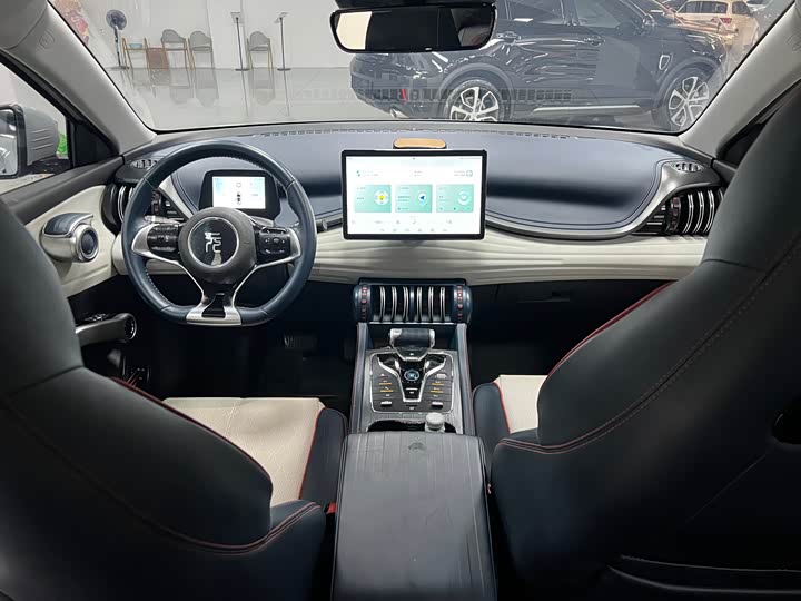 Фото 7 - BYD Yuan Plus