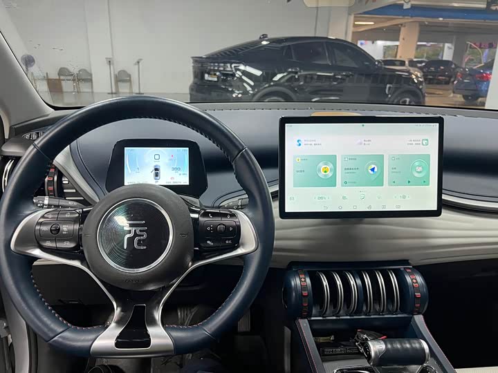 Фото 8 - BYD Yuan Plus