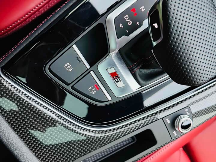 Фото 16 - Audi S4