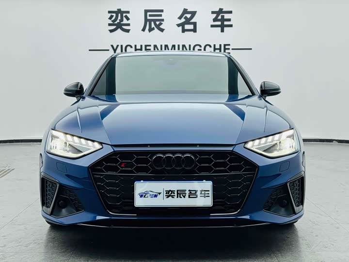 Фото 2 - Audi S4