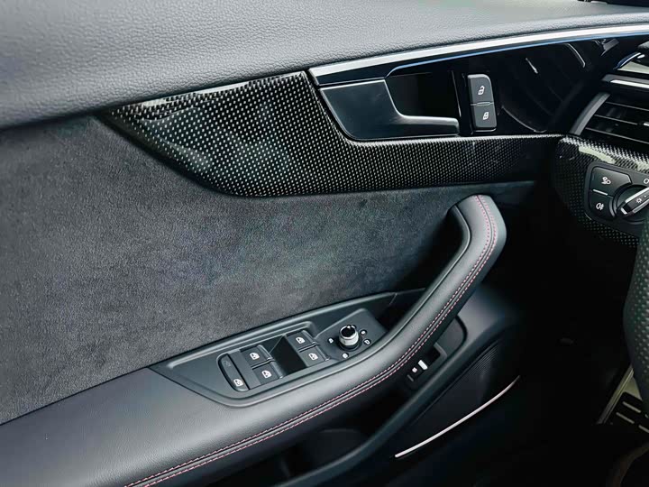 Фото 21 - Audi S4