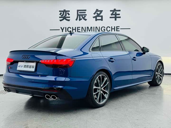 Фото 6 - Audi S4