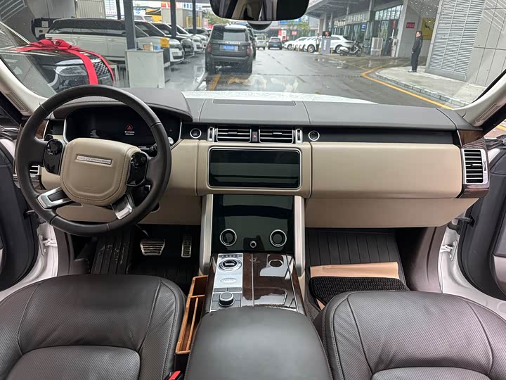 Фото 11 - Land Rover Range Rover