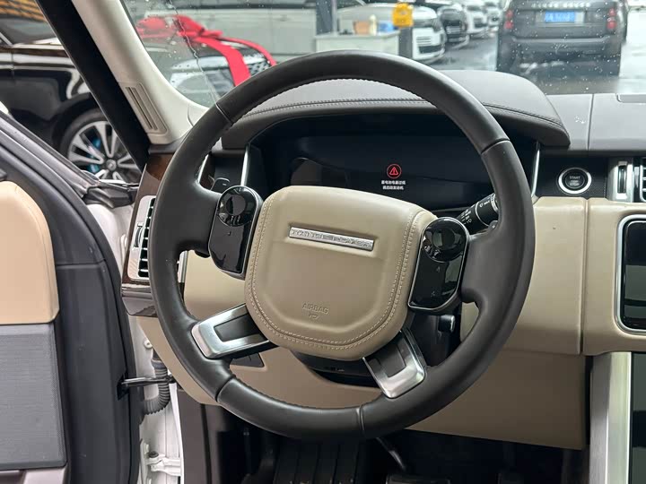 Фото 12 - Land Rover Range Rover