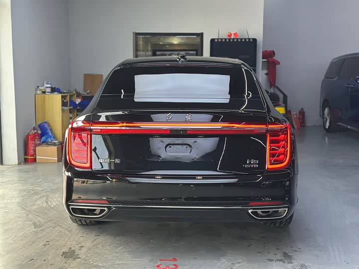 Фото 5 - Hongqi H9